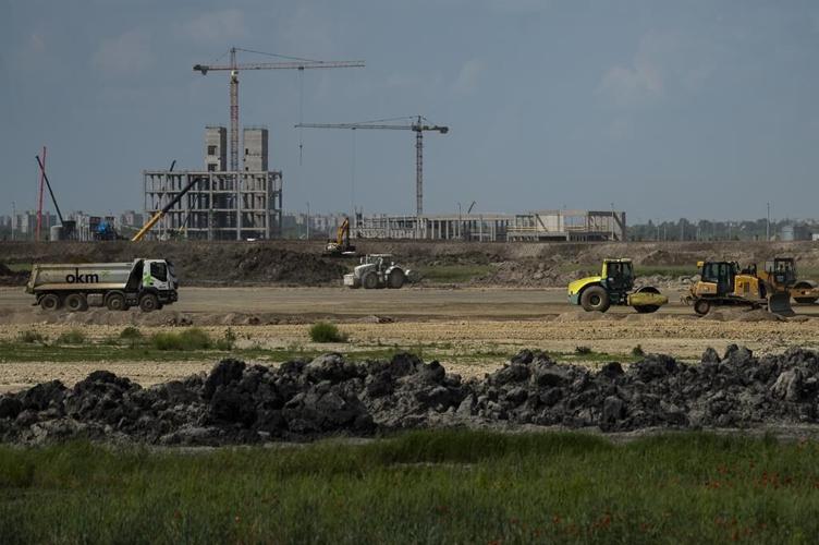 As electric cars boom, locals fear Chinese battery plant will harm land in drought-stricken Hungary