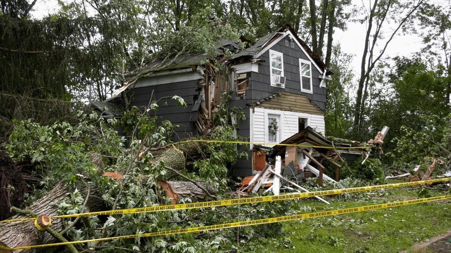Eastern half of US sweltering again, with dangerous heat wave expected to last until midweek