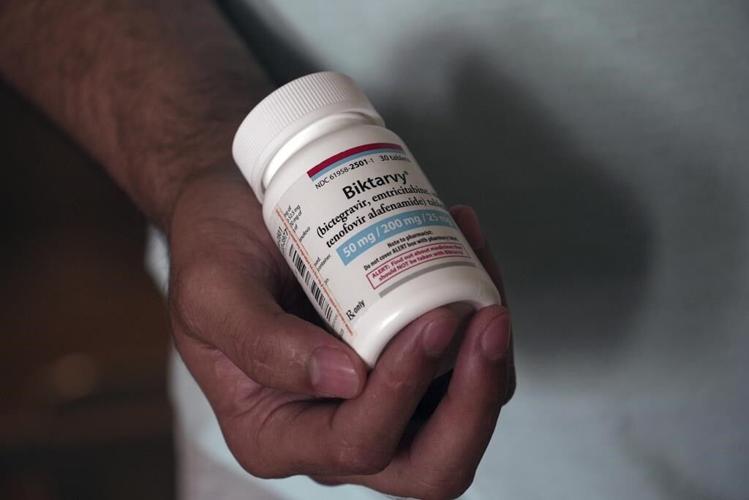 Young gay Latinos see a rising share of new HIV cases, leading to a call for targeted funding