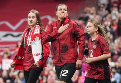 ɫtv legend Christine Sinclair announces retirement from professional soccer