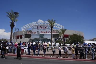 Early Harris-Walz rallies feature big crowds, talk of 'joy' and unsolicited GOP counterprogramming