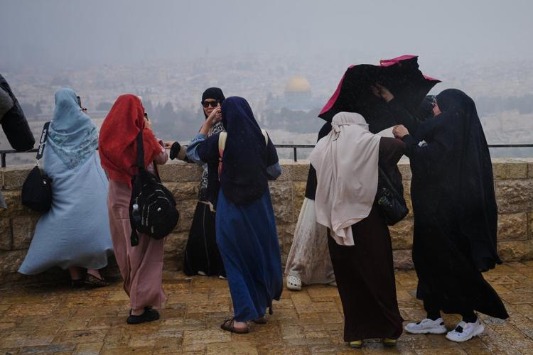 Israeli police prevent Catholic leaders from celebrating Palm Sunday Mass at Jerusalem church
