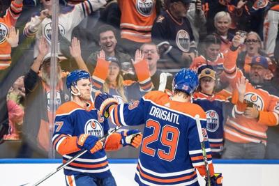 McDavid scores OT winner, Oilers edge Canucks 2-1 in pre-season game