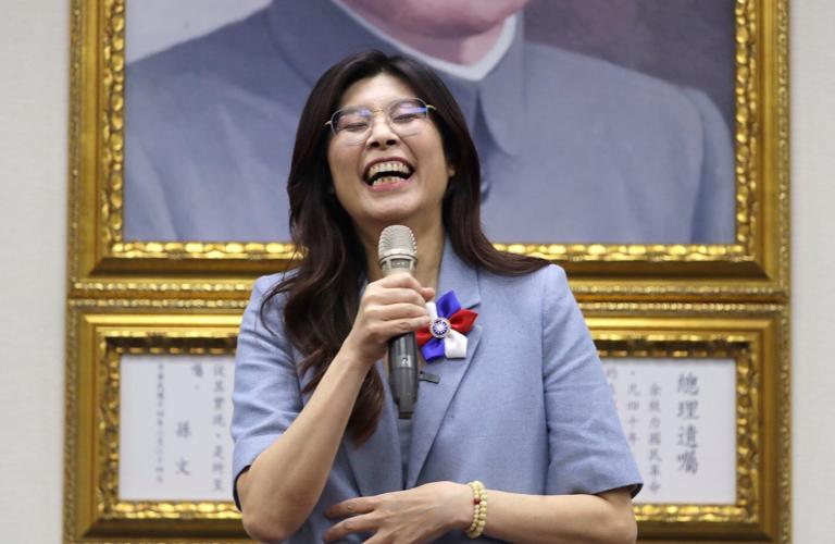 Taiwan's main opposition party elects new leader in a race clouded by claims of China meddling