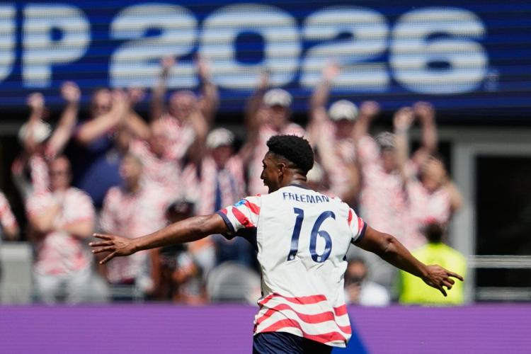Without the injured Christian Pulisic, US beats Australia 2-0 to advance to World Cup knockout round