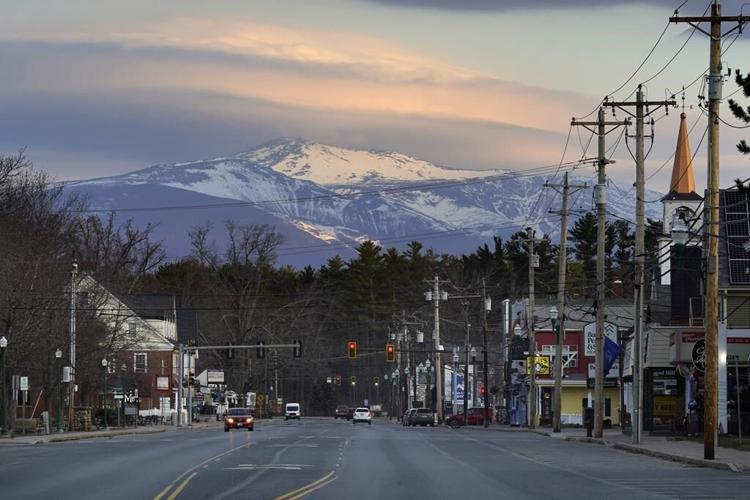 Donut painting sparks free speech debate for bakery, town
