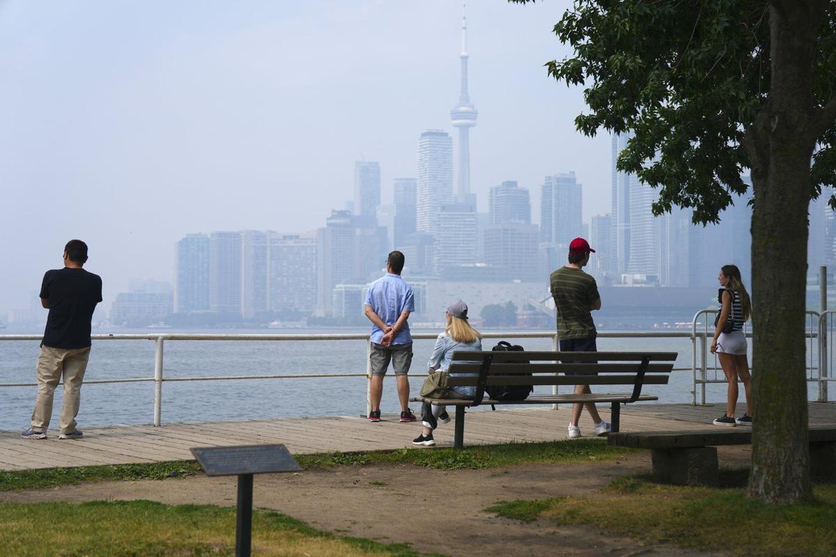 Air quality mental health research