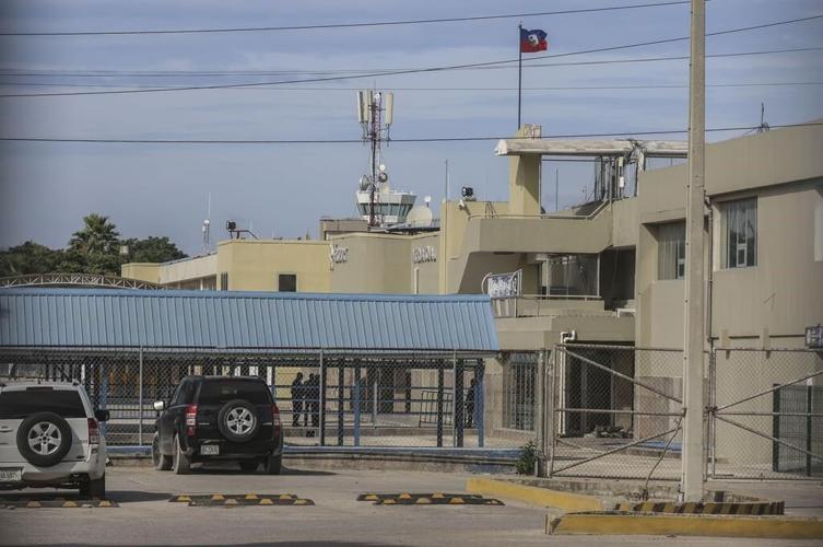 US prohibits airlines from flying to Haiti and UN suspends flights after planes were shot by gangs