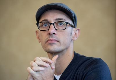 AI now an 'expectation' at Shopify, will factor into performance reviews, hiring: CEO