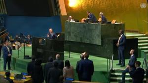 US and Cuban officials engage in a shouting match during a UN debate over the economic embargo
