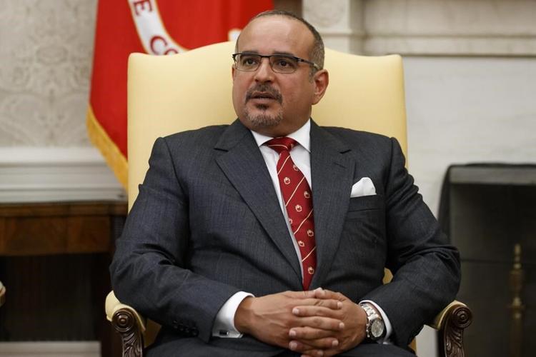 Hundreds of Bahrain prisoners suspend hunger strike as crown prince to visit United States