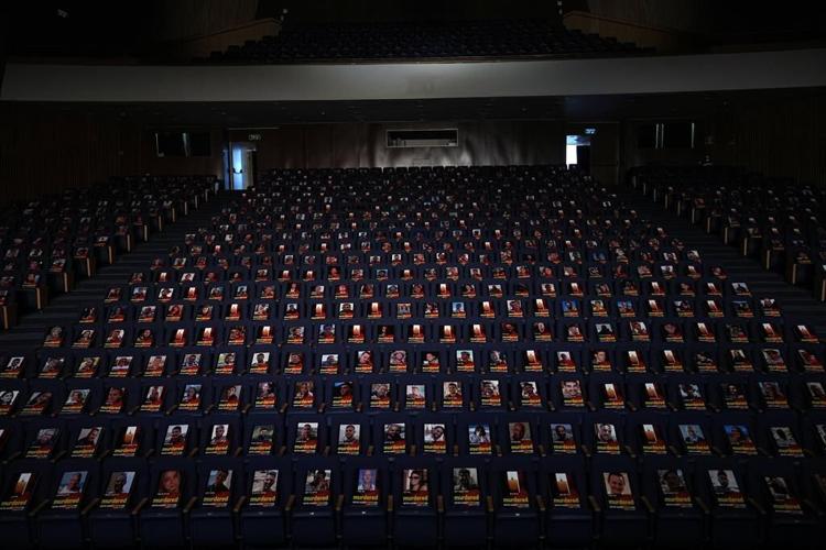 Many Israelis are furious at their government's chaotic recovery efforts after Hamas attack