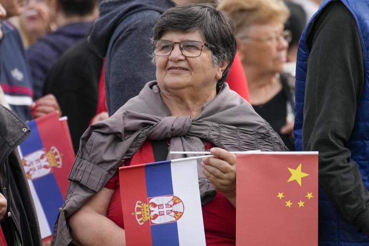 Chinese leader Xi Jinping and Serbian president hail 'ironclad' friendship in Belgrade