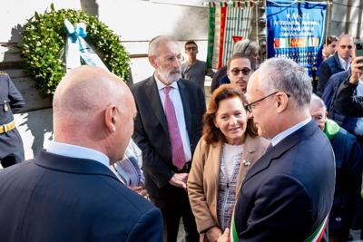 With far-right leaders, Italy remembers WWII roundup of Jews