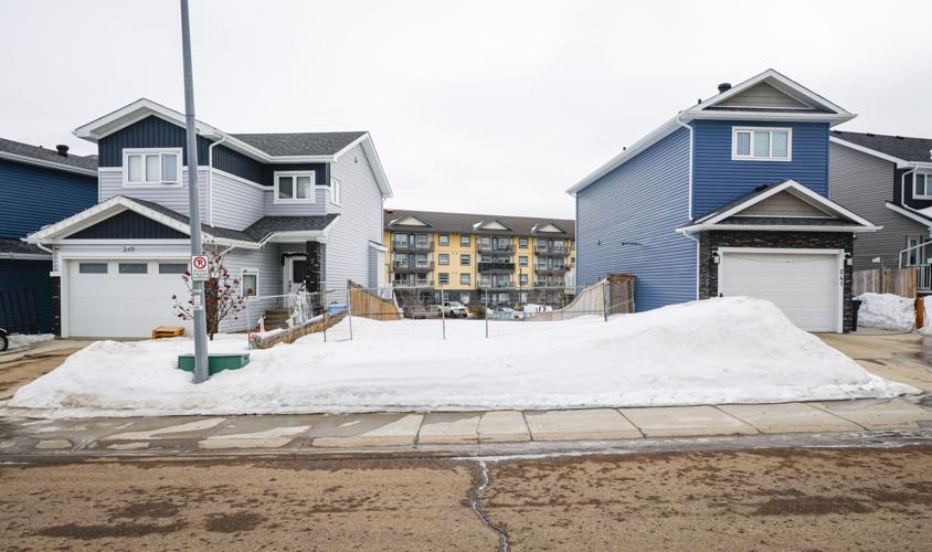 Photo-Gallery-Fort-McMurray-Wildfire-Now-Then 10
