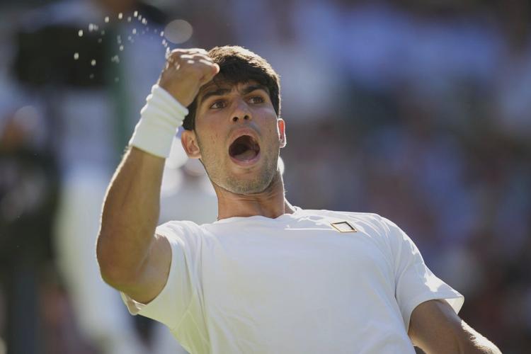 Wimbledon: 2-time defending champ Carlos Alcaraz needs 5 sets to beat Fabio Fognini in the 1st round