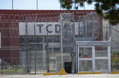 Asylum-seekers are being set up for rejection at a New Mexico detention facility, rights groups say