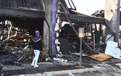 SUV crashes into Florida fireworks store, sparking huge fire