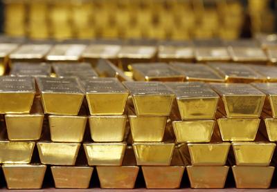 Gold soars to a new high as economic uncertainty deepens. Here's what to know