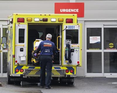 Des médecins s'inquiètent des recommandations du ministre Dubé sur les urgences
