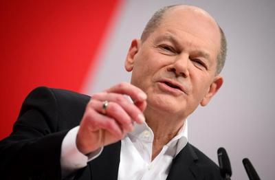 Germany's Scholz confident of resolving budget crisis, says no dismantling of the welfare state