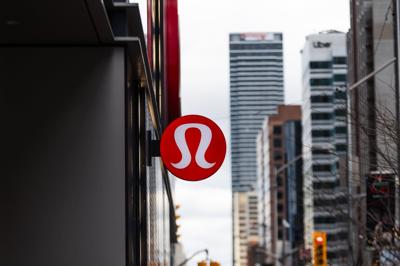 Chip Wilson pushing for leadership change on Lululemon board
