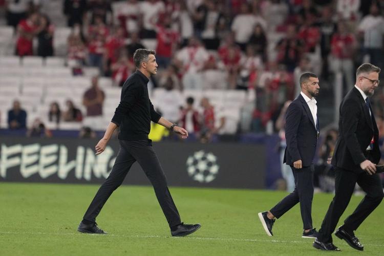 José Mourinho is back in Portugal to coach after reaching a deal with Benfica