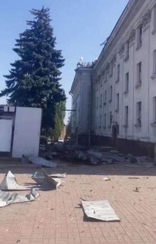 Russian missile attack kills 7 in northern Ukrainian city as Zelenskyy visits NATO candidate Sweden