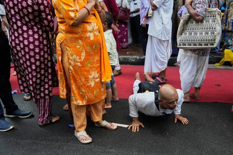 India celebrates the annual Rath Yatra chariot festival, in photos