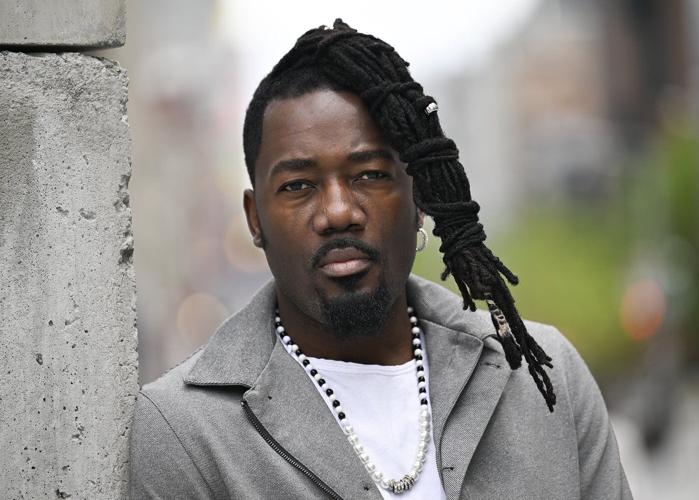 Congolese Montrealers have plans upended by Canada's Ebola travel restrictions