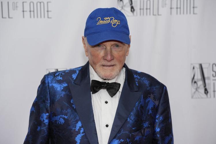 Mike Love and John Stamos pay tribute to Beach Boys' Brian Wilson