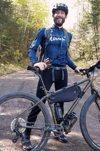 Minneapolis mourns ICU nurse killed by a Border Patrol agent as a warmhearted neighbor and caregiver