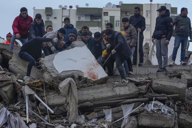 Hope fading as deaths in Turkey, Syria quake pass 11,000