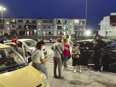 Italian women's prison, hundreds of residents evacuated after 4.4 magnitude quake in southern Italy