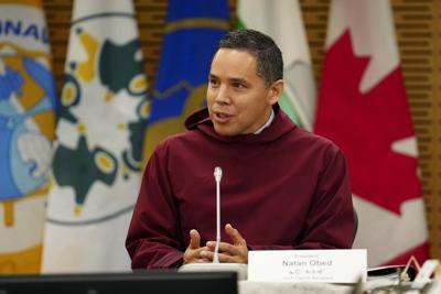 Les Inuits rencontrent Joly sur la politique étrangère dans l'Arctique