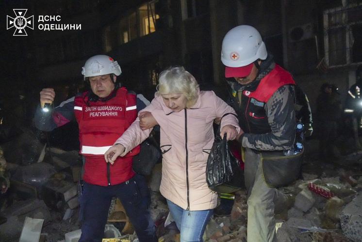 At least 9 dead in drone strikes after US and Ukraine sign minerals deal