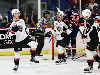 WHL roundup: Roberts scores winner as Giants edge Blazers 4-3