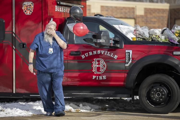 Minnesota man who shot 2 officers and a firefighter wasn't allowed to have guns