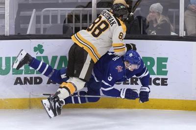 DeBrusk, Coyle score in the shootout, leading the Bruins to a 3-2 win over the Maple Leafs