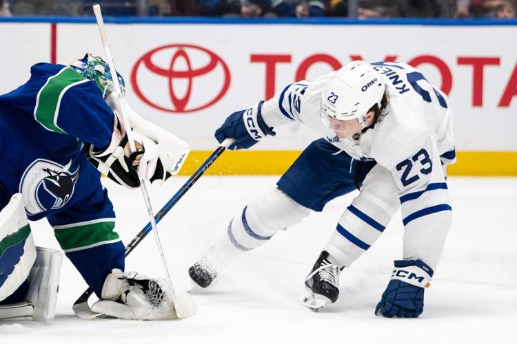 Lankinen provides some relief to Canucks in 2-1 win over Leafs