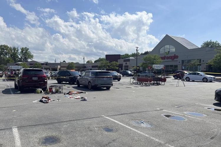 The fatal stabbing of 3-year-old outside an Ohio supermarket took just seconds, police say