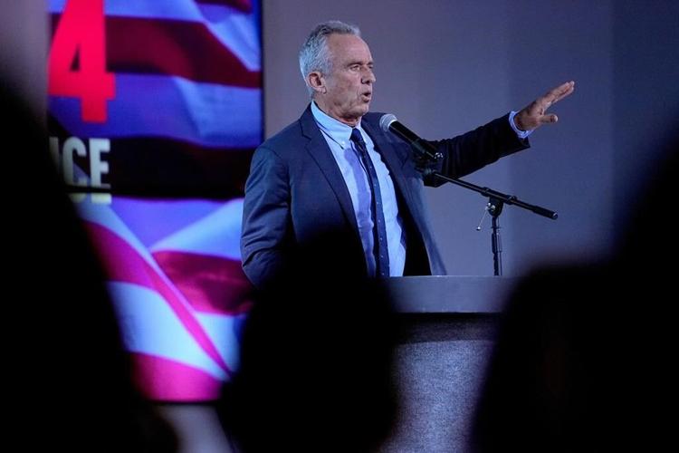 In battleground Arizona, Robert F. Kennedy Jr. draws Biden and Trump voters united by distrust