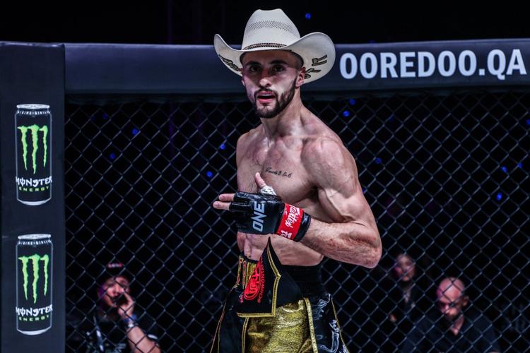 Calgary bantamweight Jake Peacock faces veteran Thai fighter in Tokyo Muay Thai bout