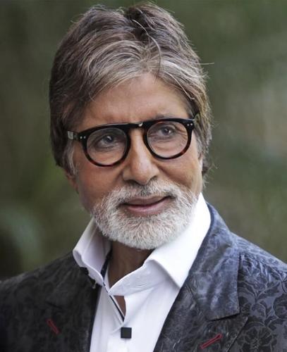 Amitabh Bachchan injured while shooting film in India