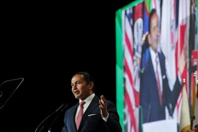 Tech companies could be fined billions under Manitoba's social media ban: Kinew