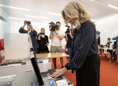 Alberta NDP Leader Notley casts ballot in advance poll as campaign enters last week