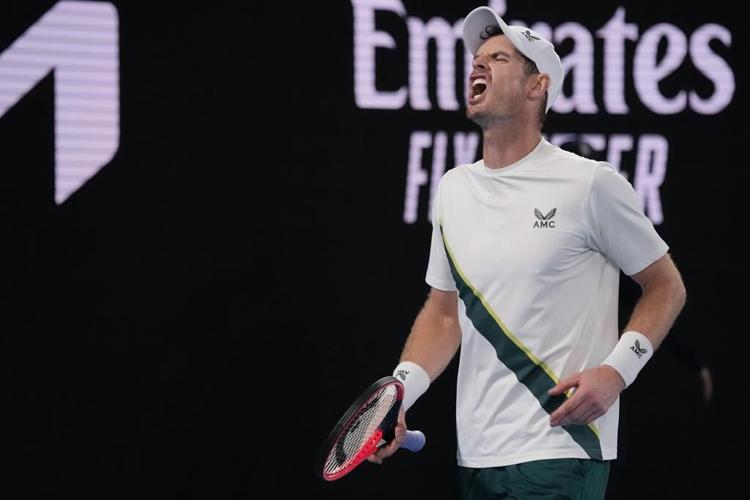 Andy Murray edges Berrettini in 5 sets at Australian Open