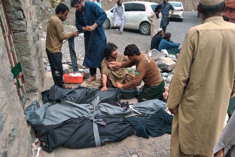 Overcrowded bus plunges into ravine in southwest Pakistan, killing 40 passengers and injuring 8