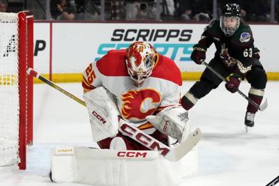Flames goalie Markstrom out day-to-day with injury, Wolf recalled from Wranglers