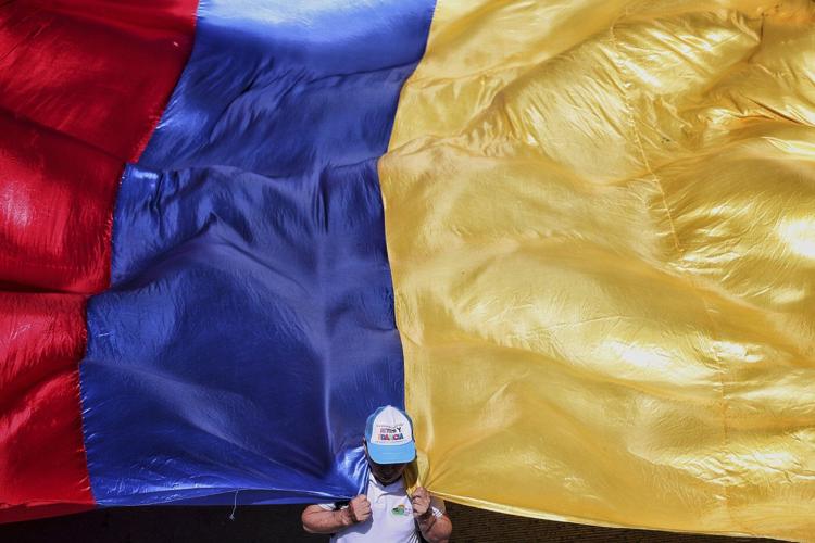 Colombia's labor unions participate in 48-hour strike in support of president's labor referendum